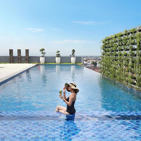 Novotel Suites Yogyakarta Malioboro Екстериор снимка