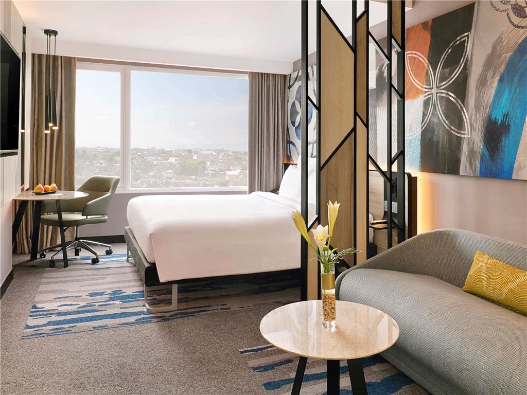 Novotel Suites Yogyakarta Malioboro Стая снимка
