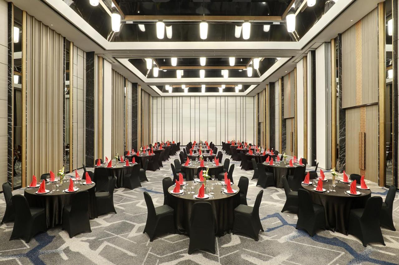 Novotel Suites Yogyakarta Malioboro Екстериор снимка