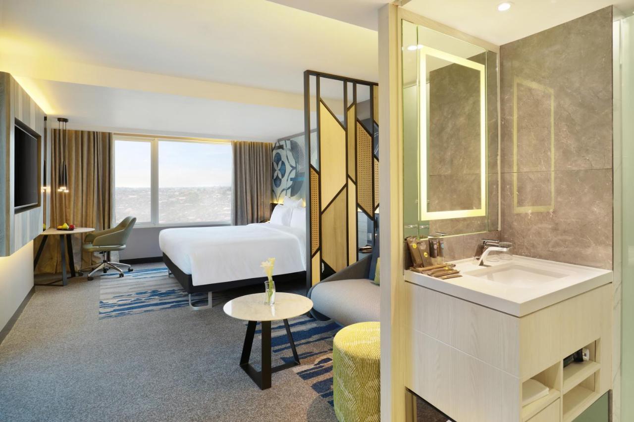 Novotel Suites Yogyakarta Malioboro Екстериор снимка