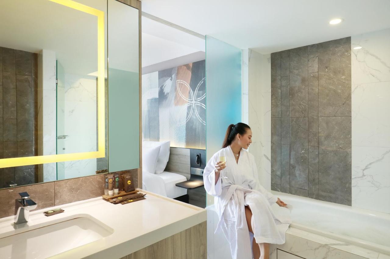 Novotel Suites Yogyakarta Malioboro Екстериор снимка